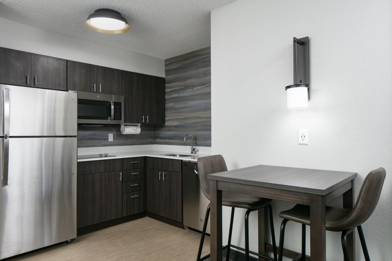 Residence Inn By Marriott Tulsa South Exteriör bild