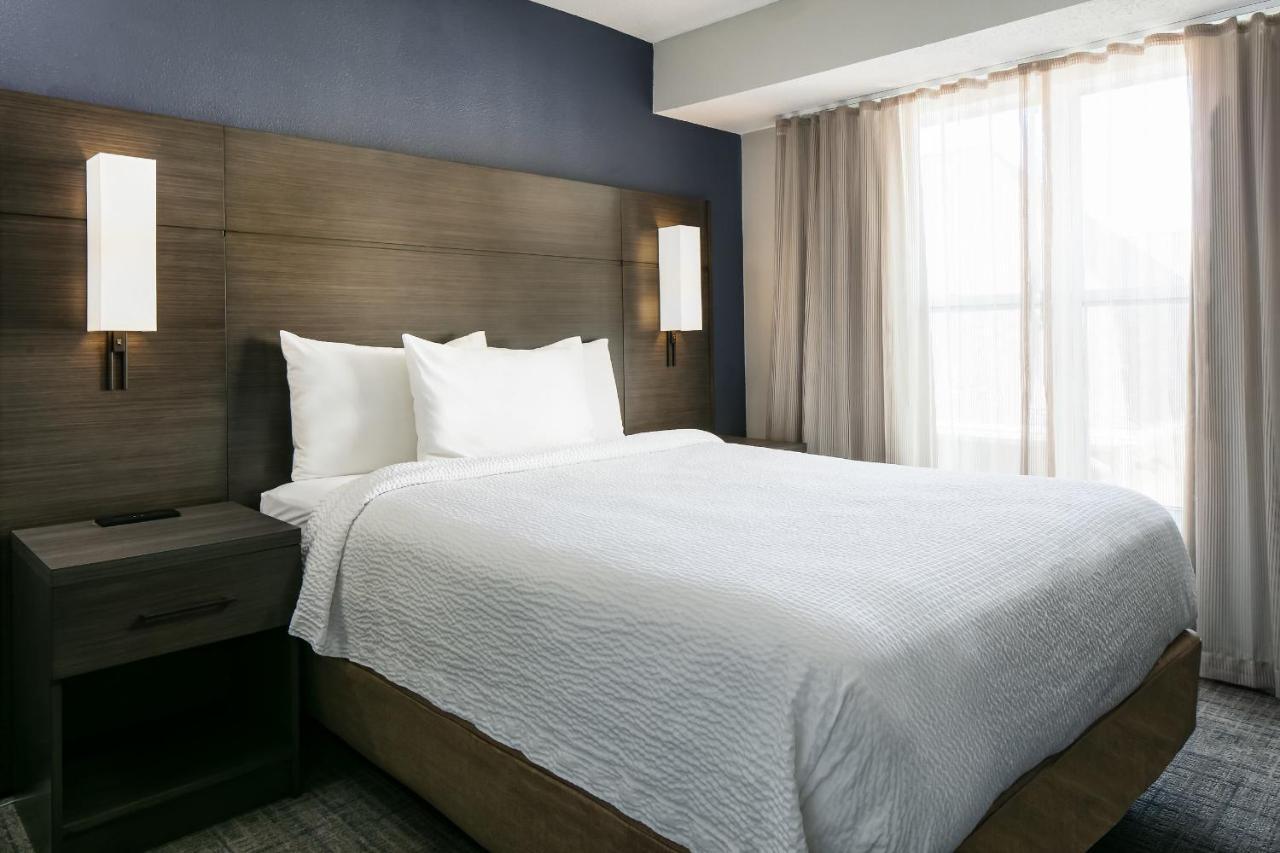 Residence Inn By Marriott Tulsa South Exteriör bild