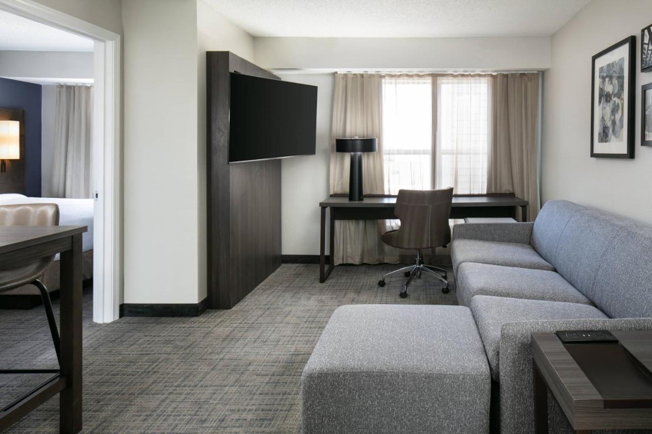 Residence Inn By Marriott Tulsa South Exteriör bild