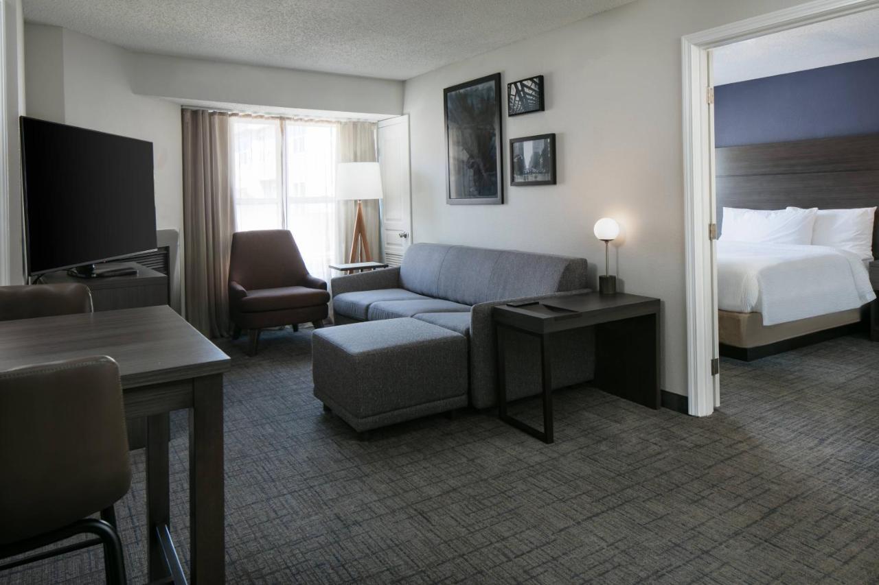 Residence Inn By Marriott Tulsa South Exteriör bild