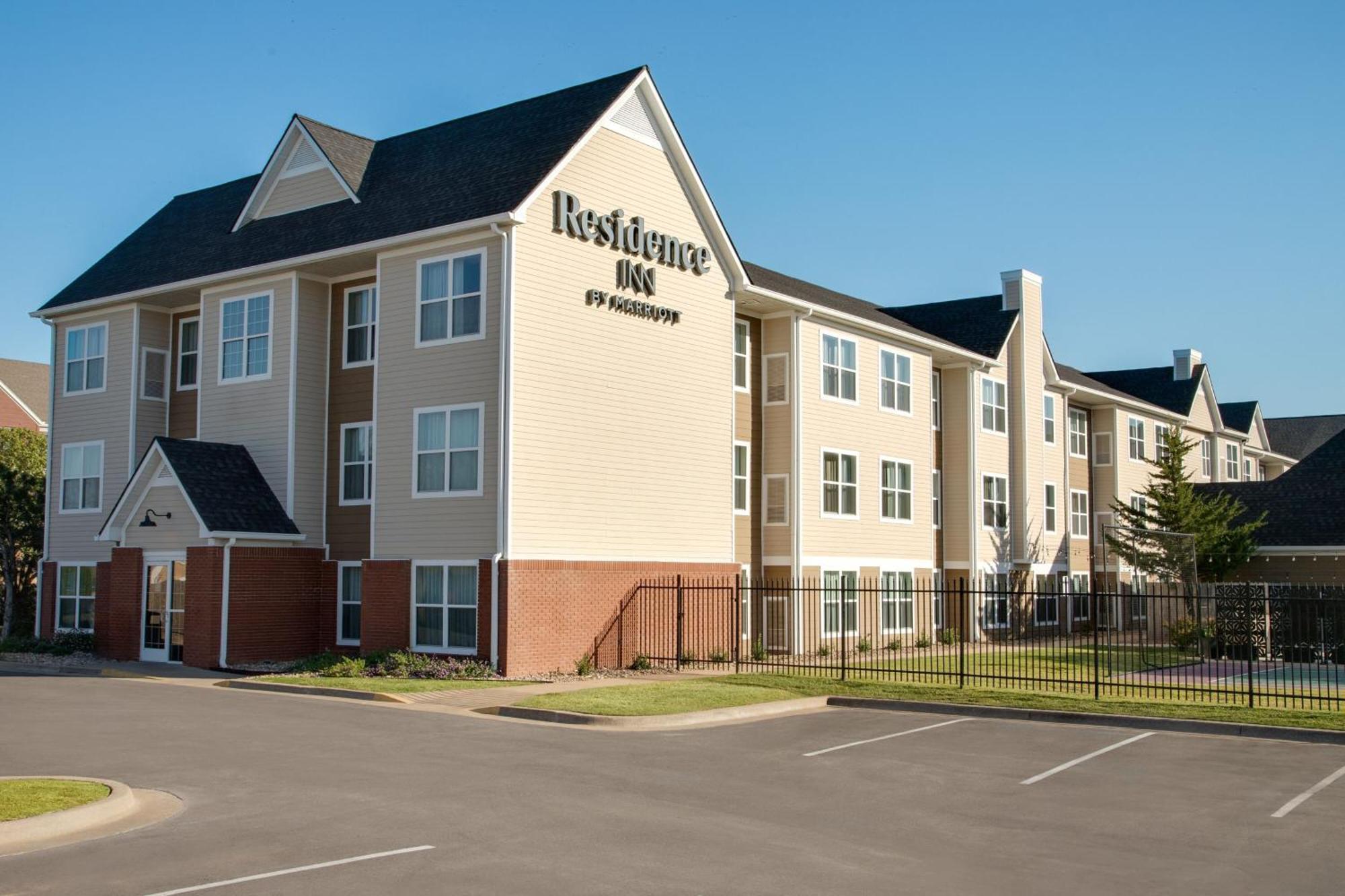 Residence Inn By Marriott Tulsa South Exteriör bild