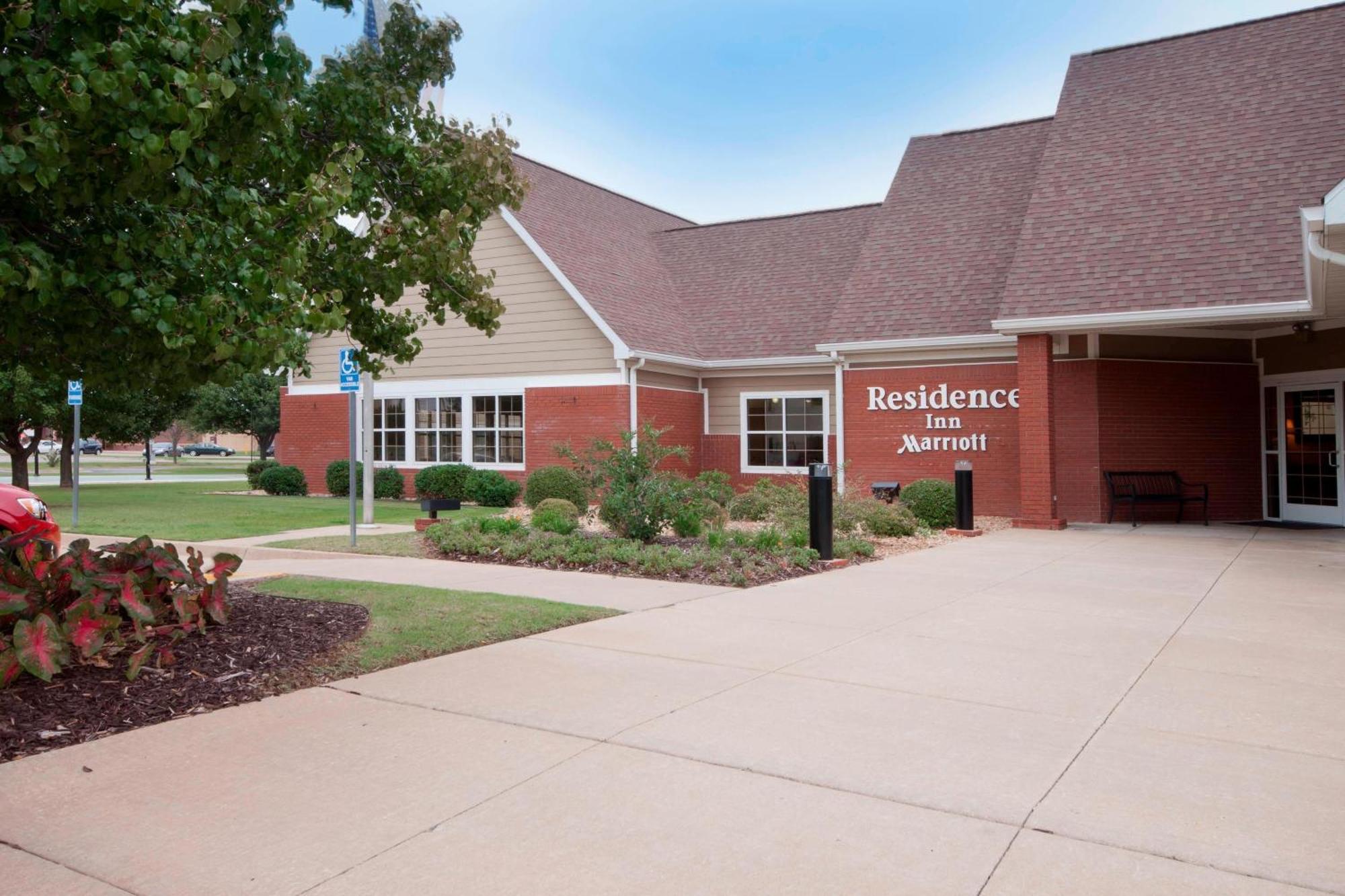 Residence Inn By Marriott Tulsa South Exteriör bild